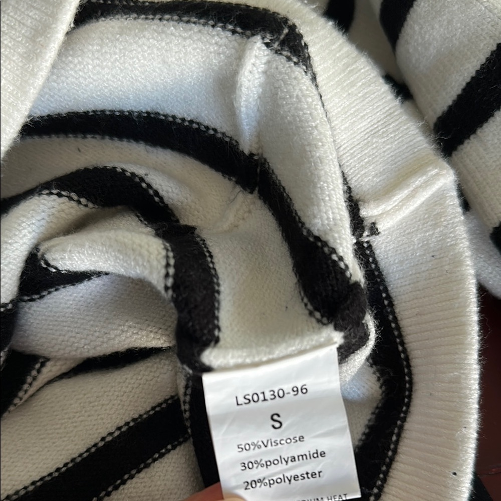 3/$10 Lillusory Black and White Striped Cardigan Sweater - Picture 6 of 6